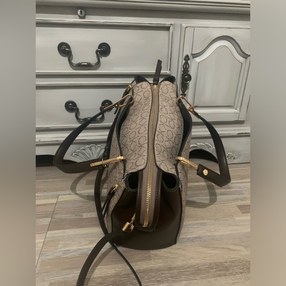 Calvin Klein Tri-Compartment Satchel Bag-PRISTINE - Picture 8 of 10